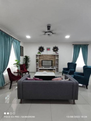 Sehmi's Homestay, Pagoh, Muar